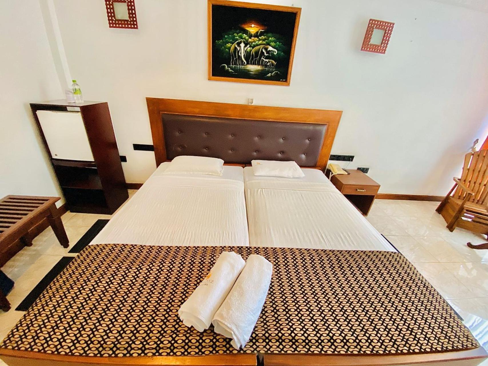 Ceylan Lodge Anuradhapura Dış mekan fotoğraf